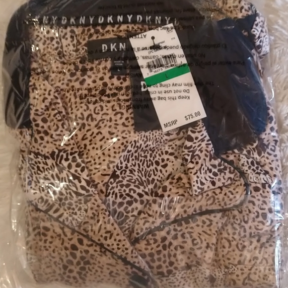 Sold Dkny Women's soft Printed Jersey Shirt & Pants Pajamas SET XL - Picture 4 of 5